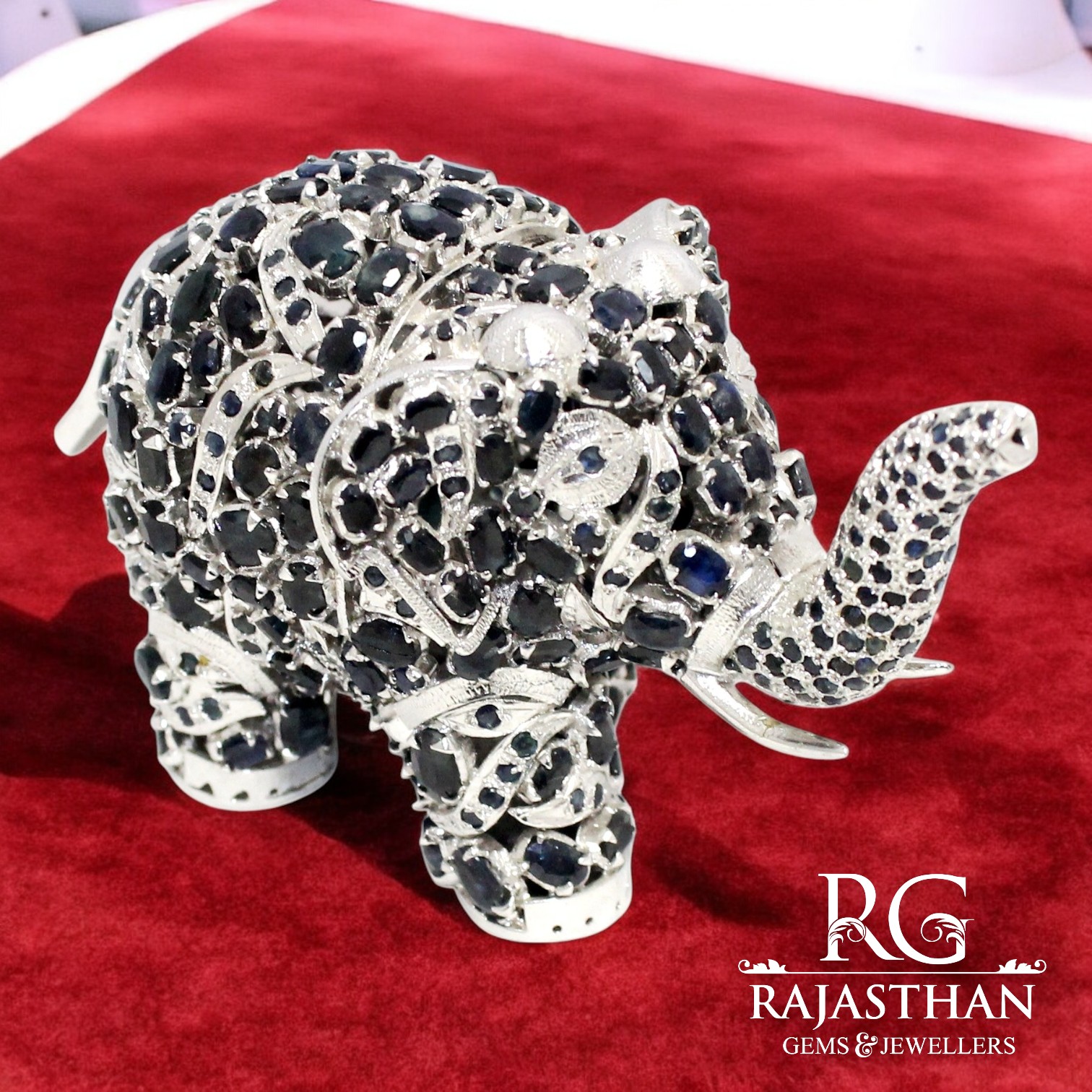 j807 (1)-Photoroom-Photoroom