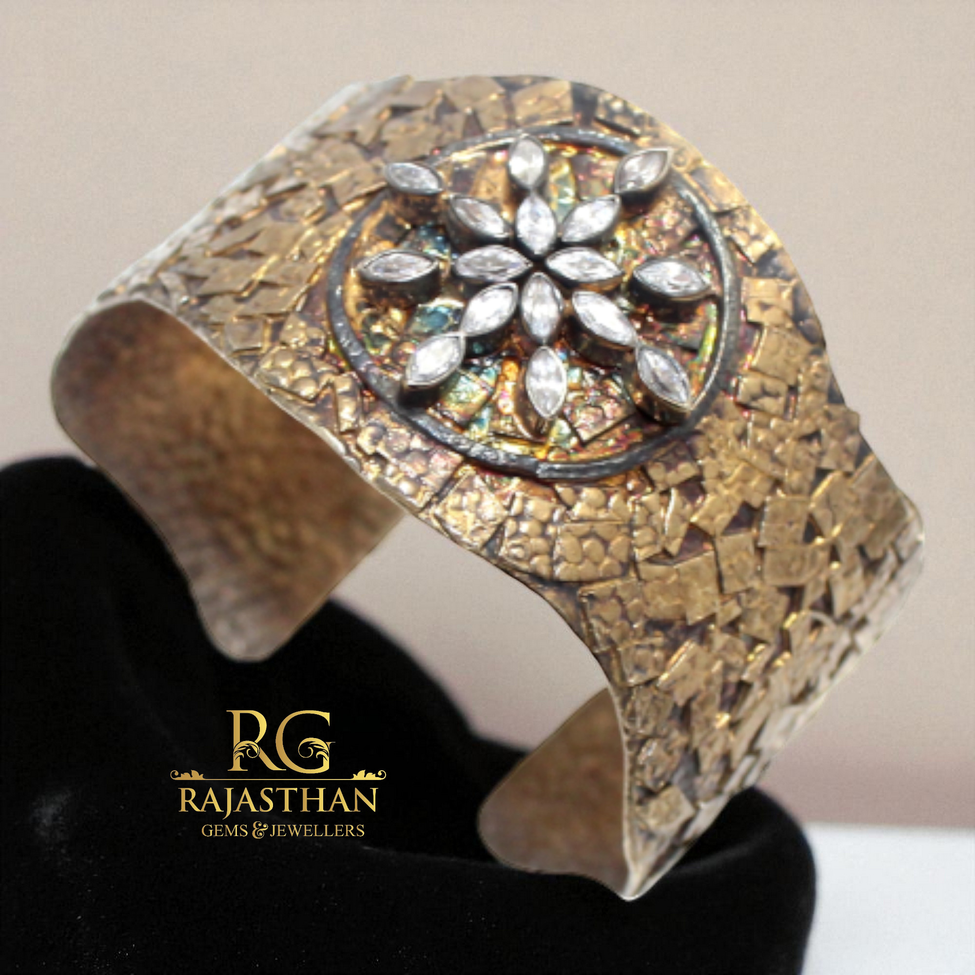 G084__1_-removebg-preview-Photoroom