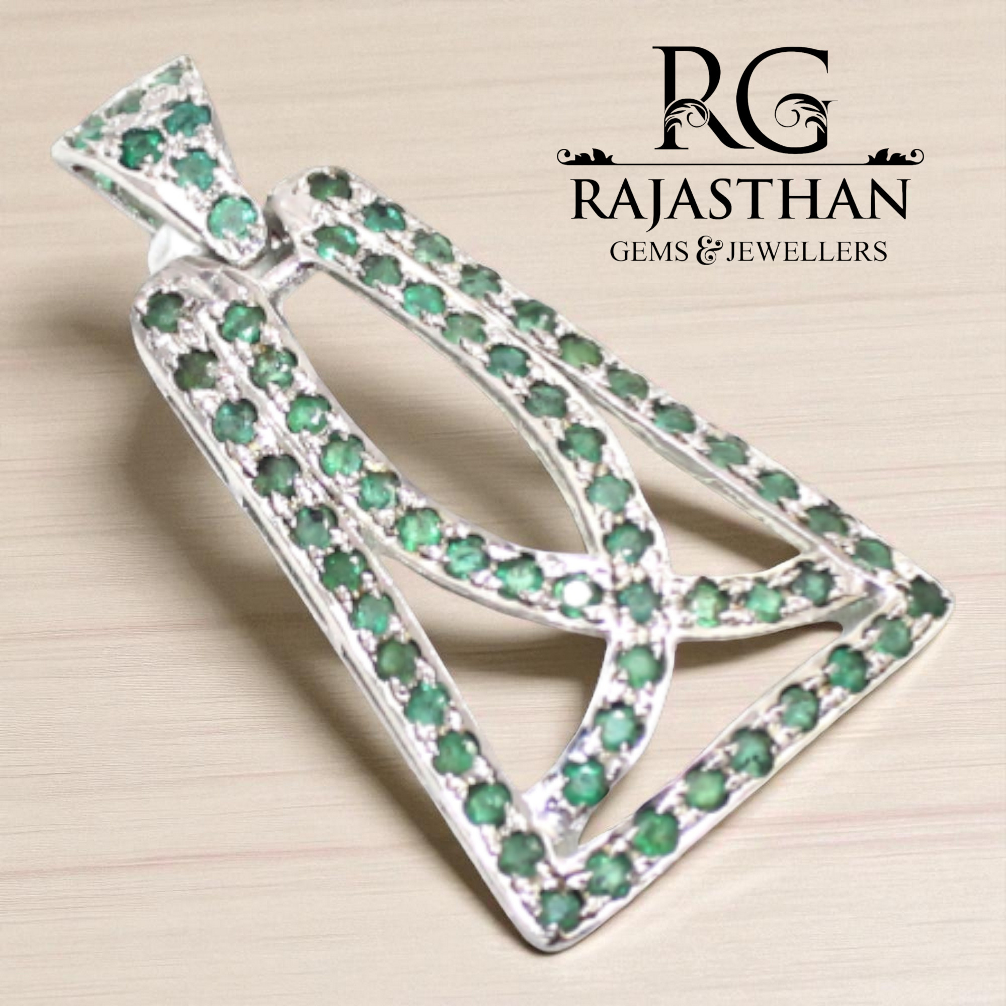 G172__1_-removebg-preview-Photoroom