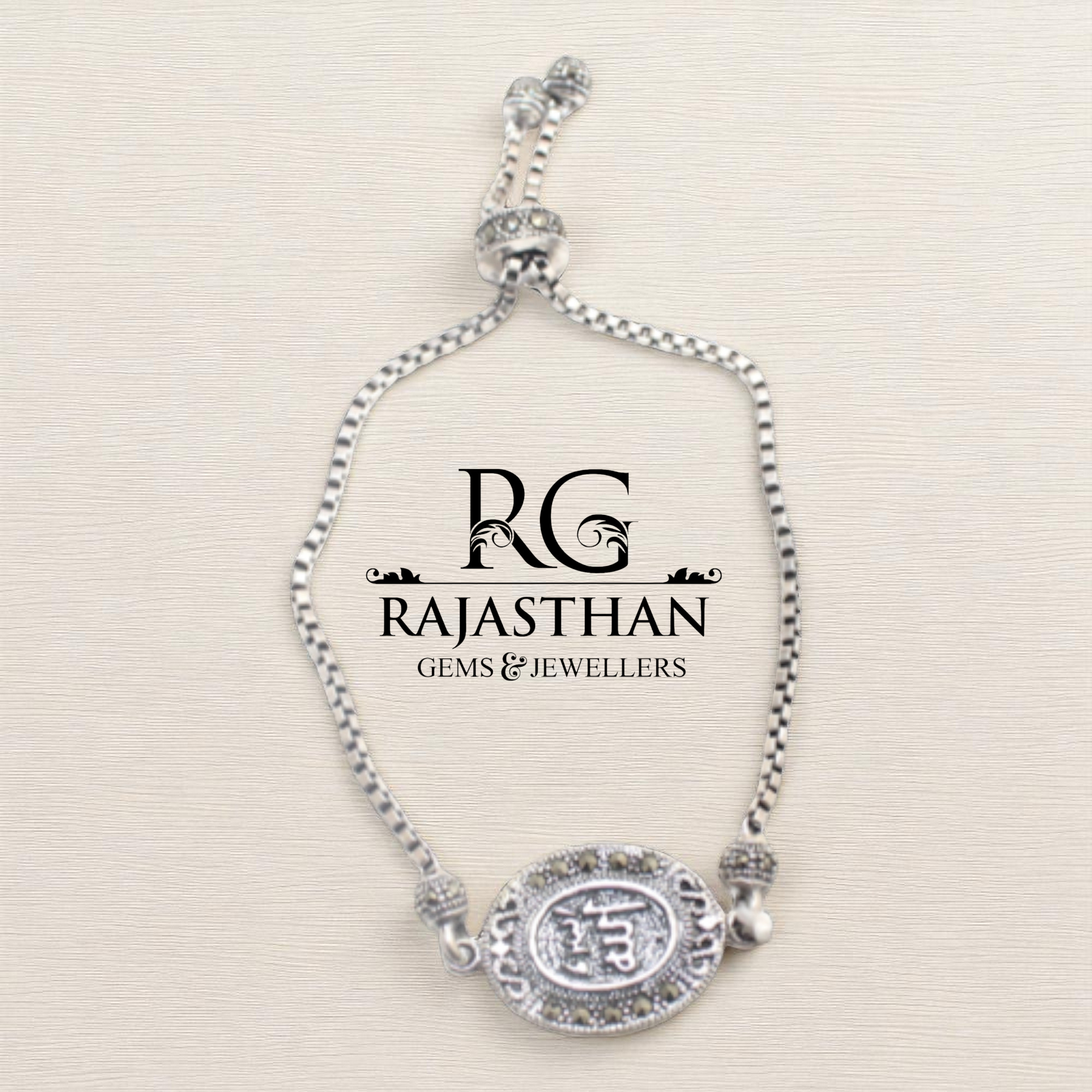 G303__3_-removebg-preview-Photoroom