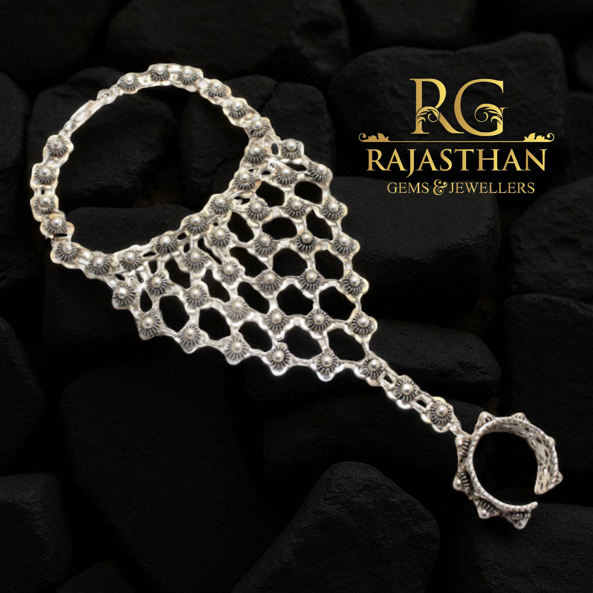 G306__2_-removebg-preview-Photoroom