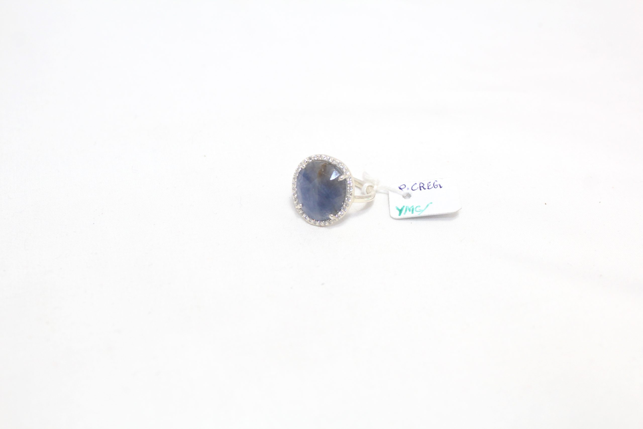 G733 (4)