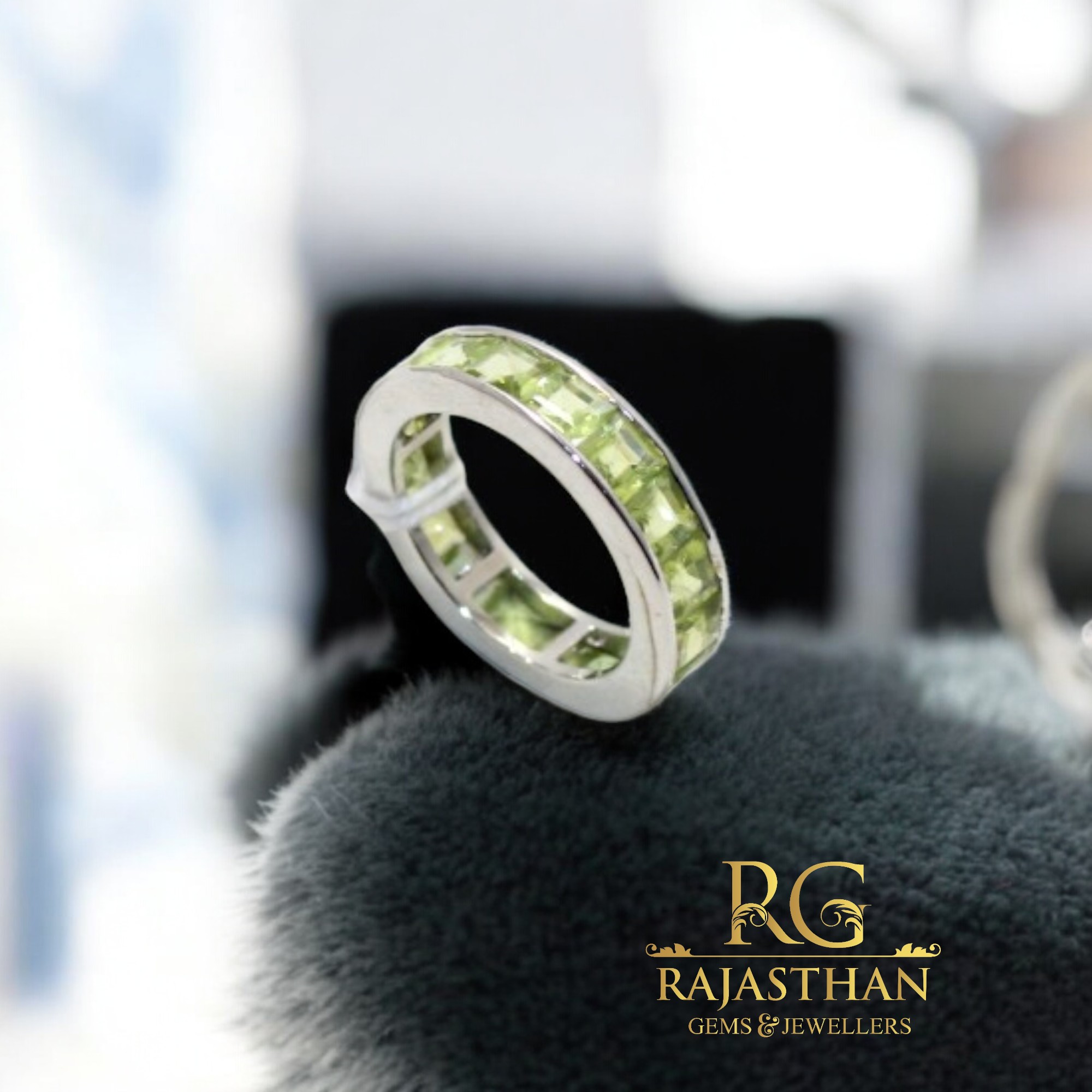 H194__1_-removebg-preview